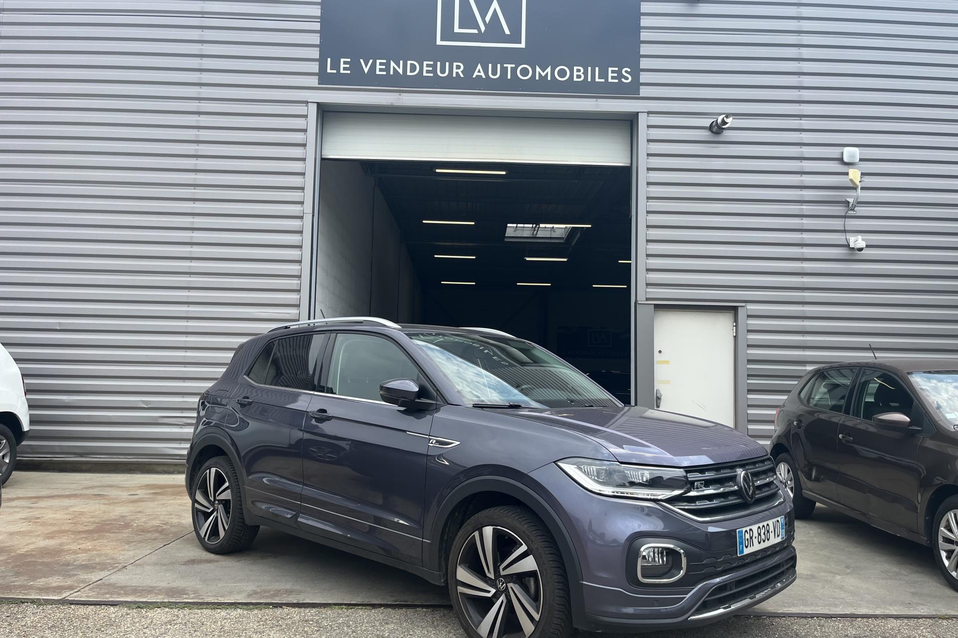 VOLKSWAGEN T-CROSS 1.0 TSI - 110 - DSG 7  R-Line Tech