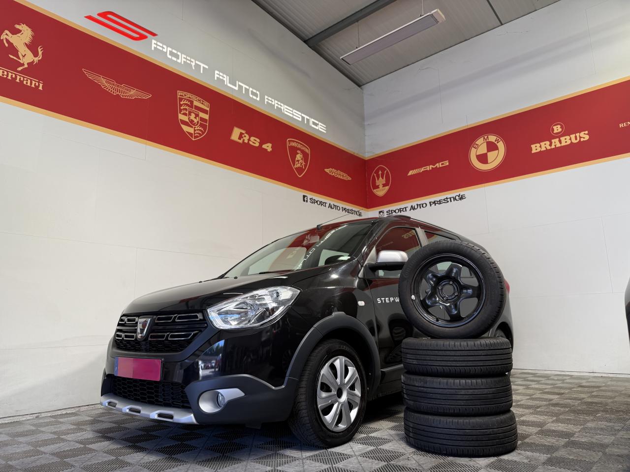 DACIA LODGY 1.5 Blue dCi - 115 - 7pl BREAK Stepway PHASE 2