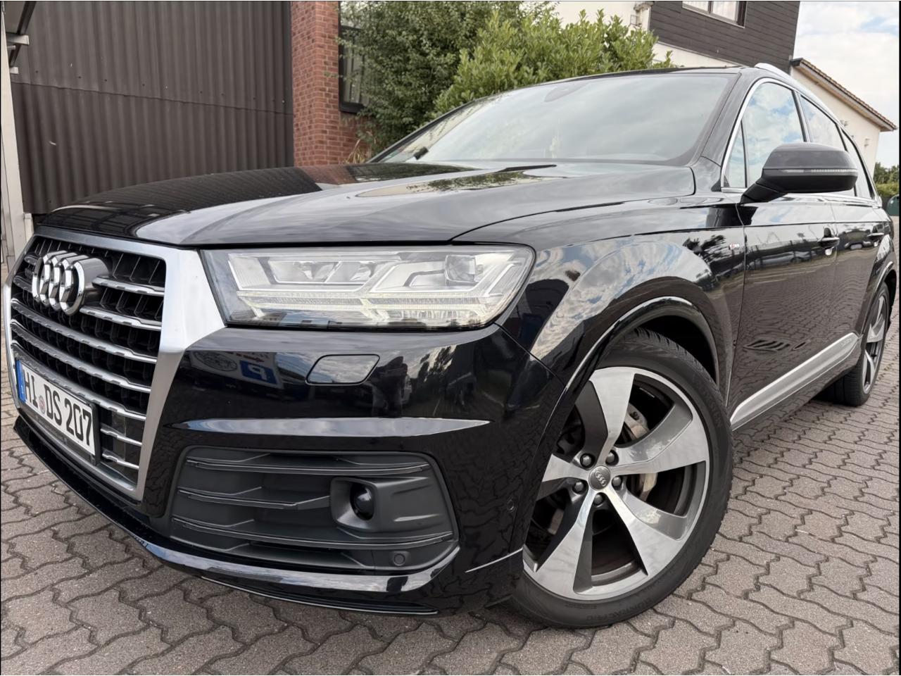 AUDI Q7