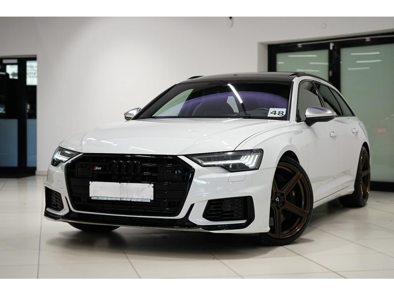 AUDI S6 AVANT