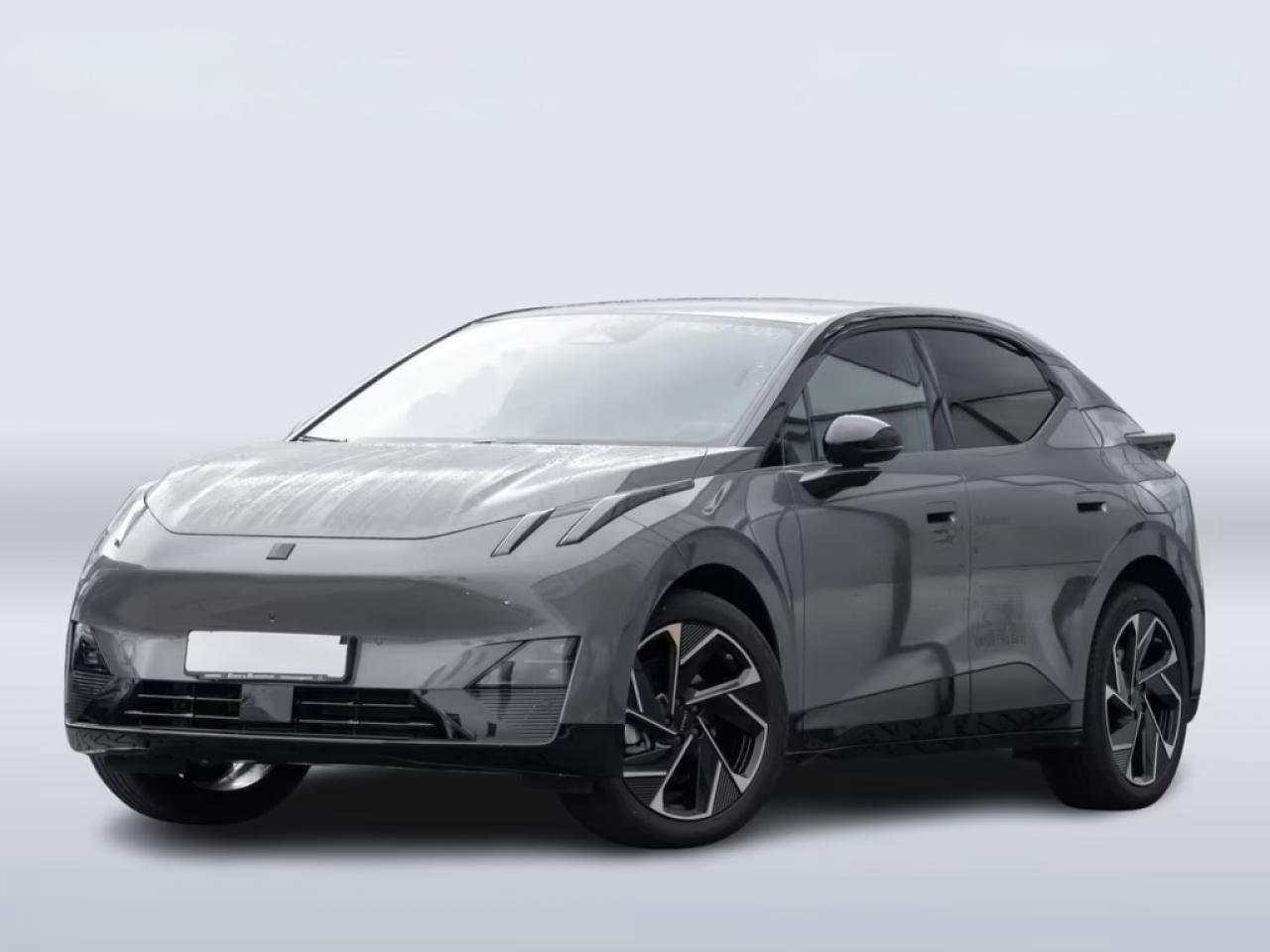 LYNK & CO 02