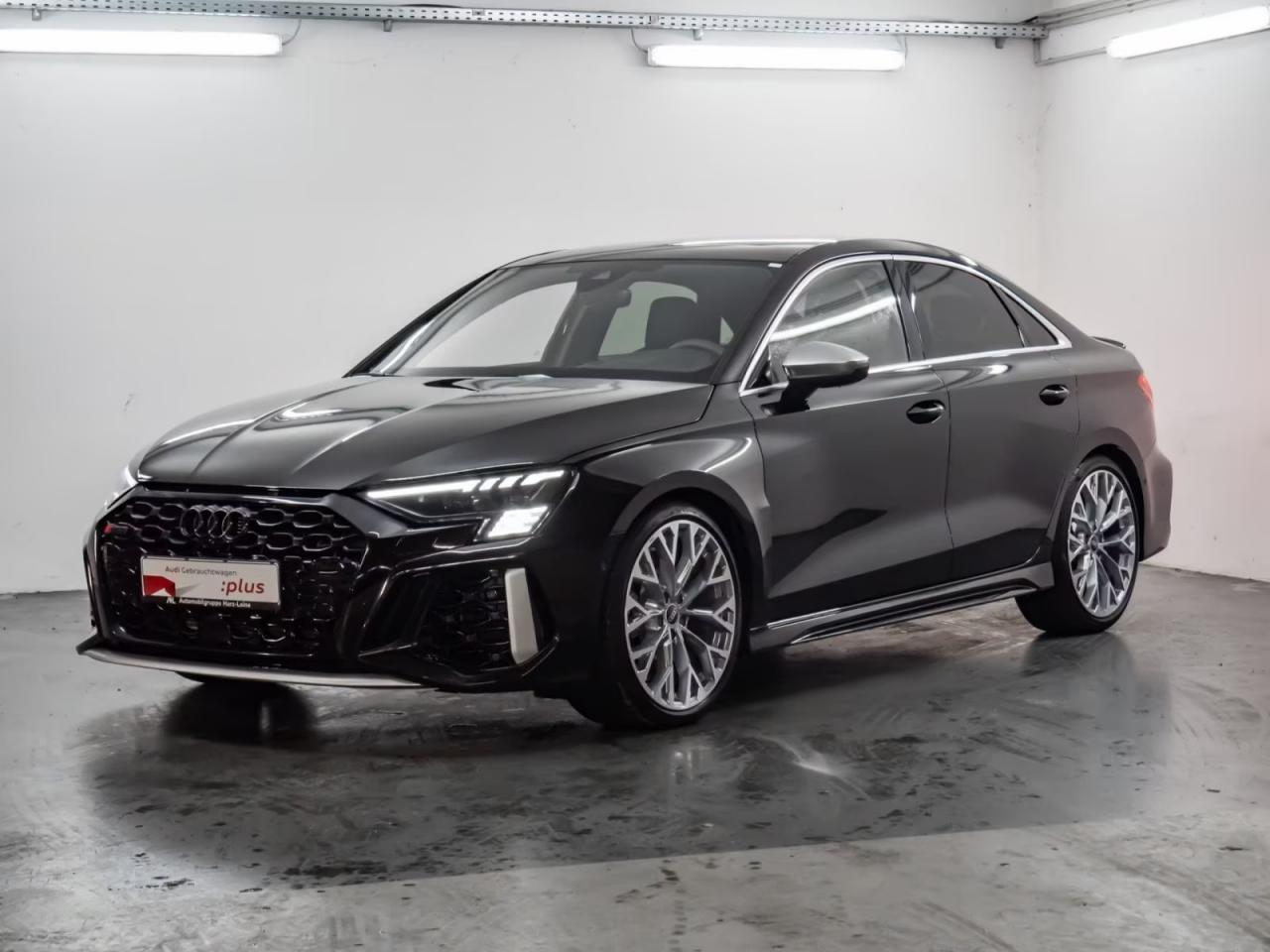 AUDI RS3 Berline Quattro 2.5 TFSI - 400 - BV S-tronic RS3 8Y BERLINE . PHASE 1