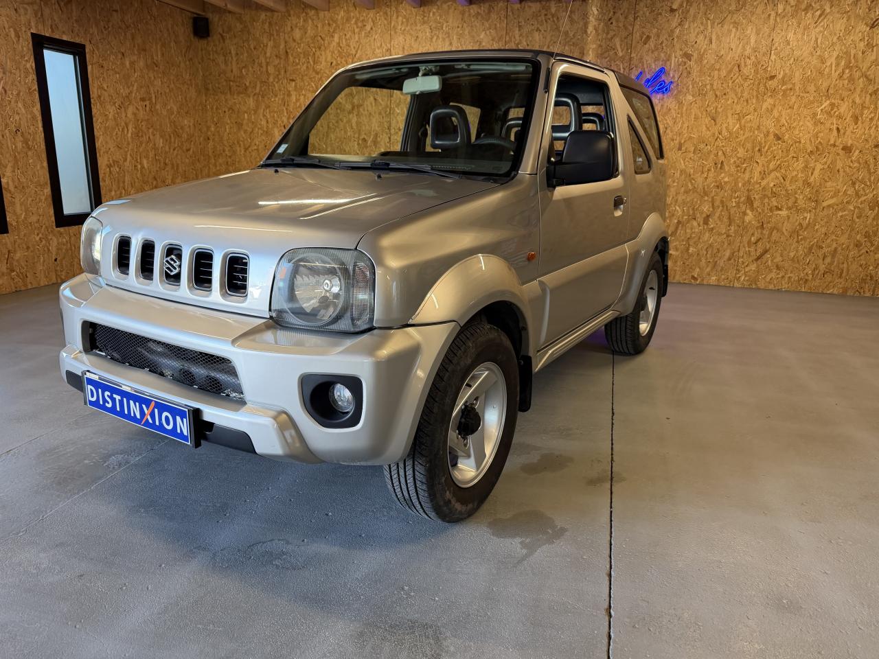 SUZUKI JIMNY