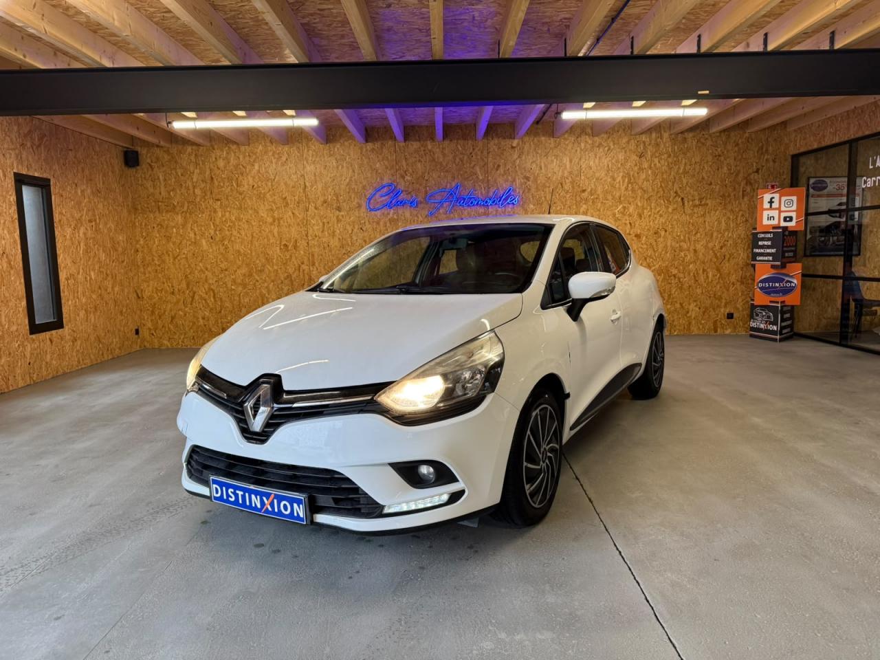 RENAULT CLIO