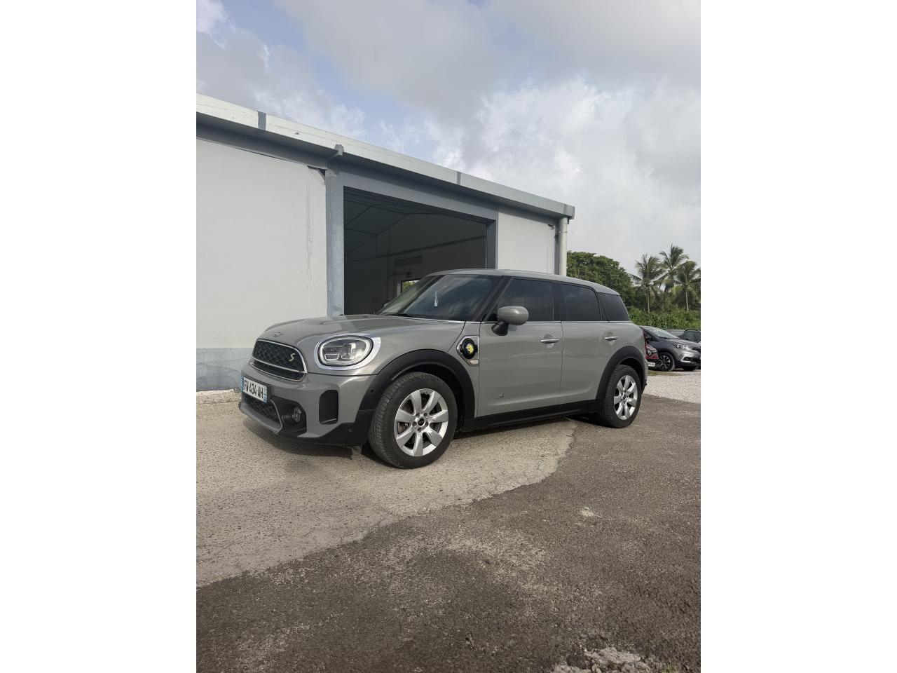 MINI MINI