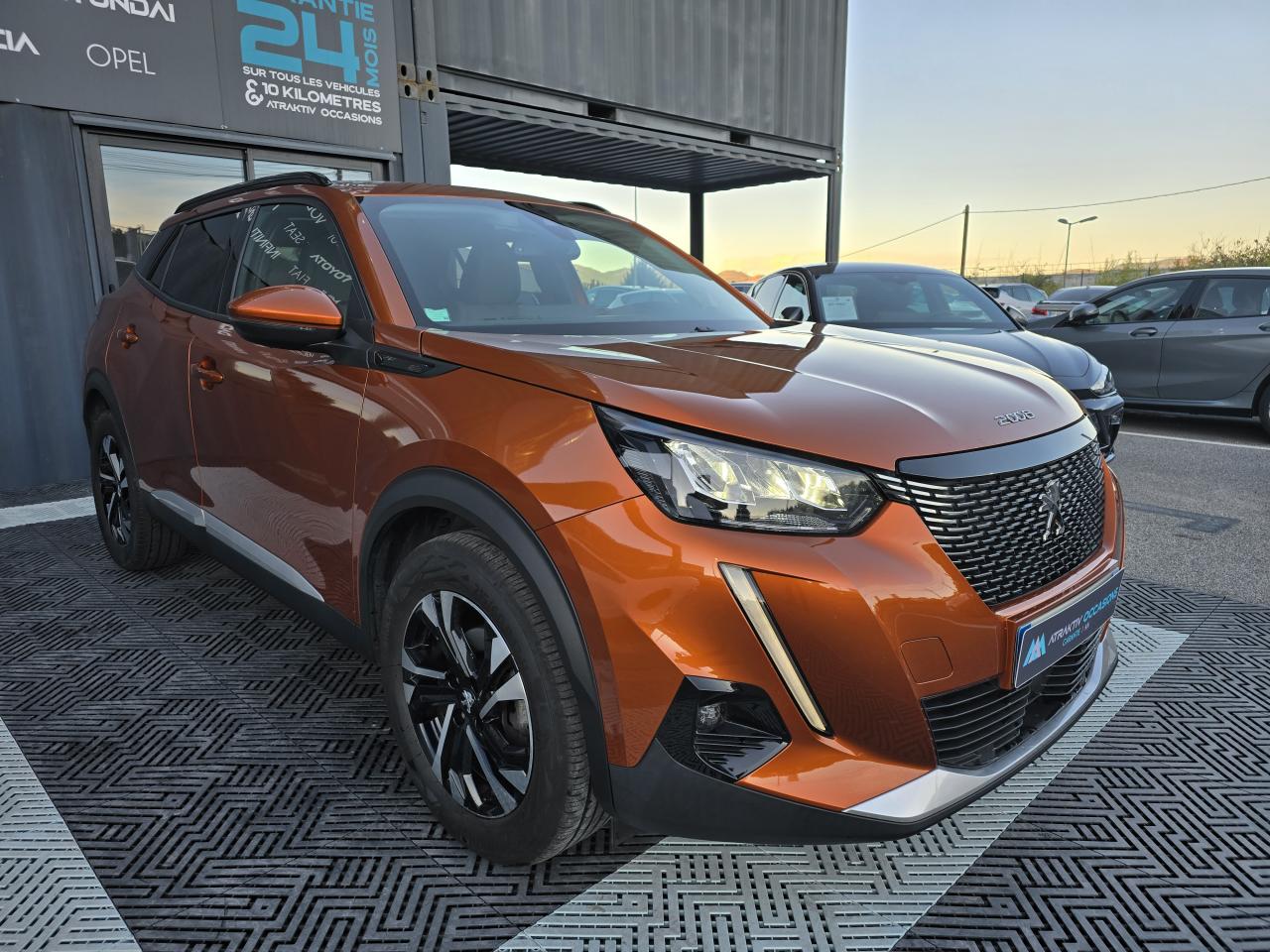 PEUGEOT 2008