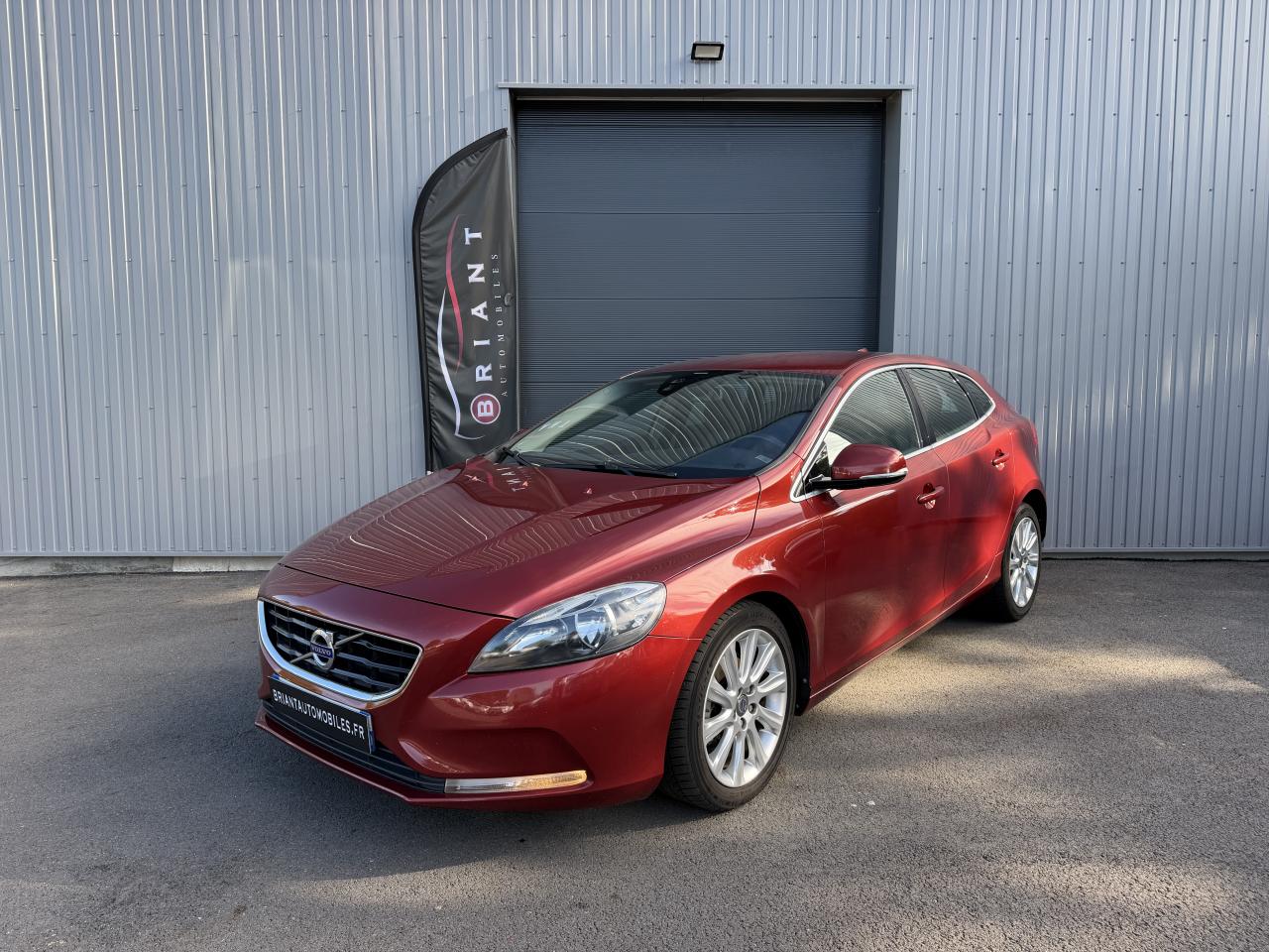 VOLVO V40 D2 Stop&Start - 115  Momentum Business