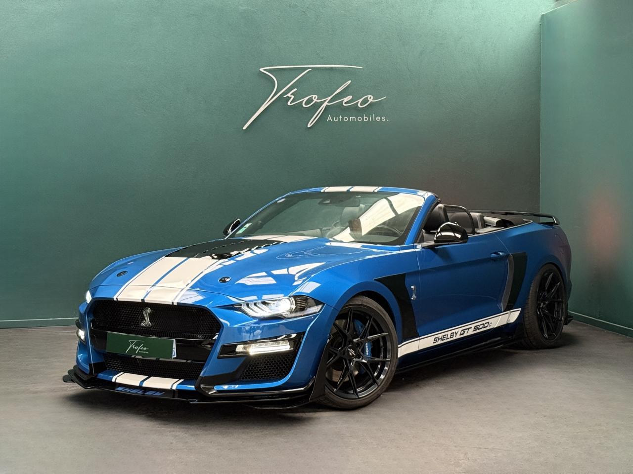 FORD MUSTANG