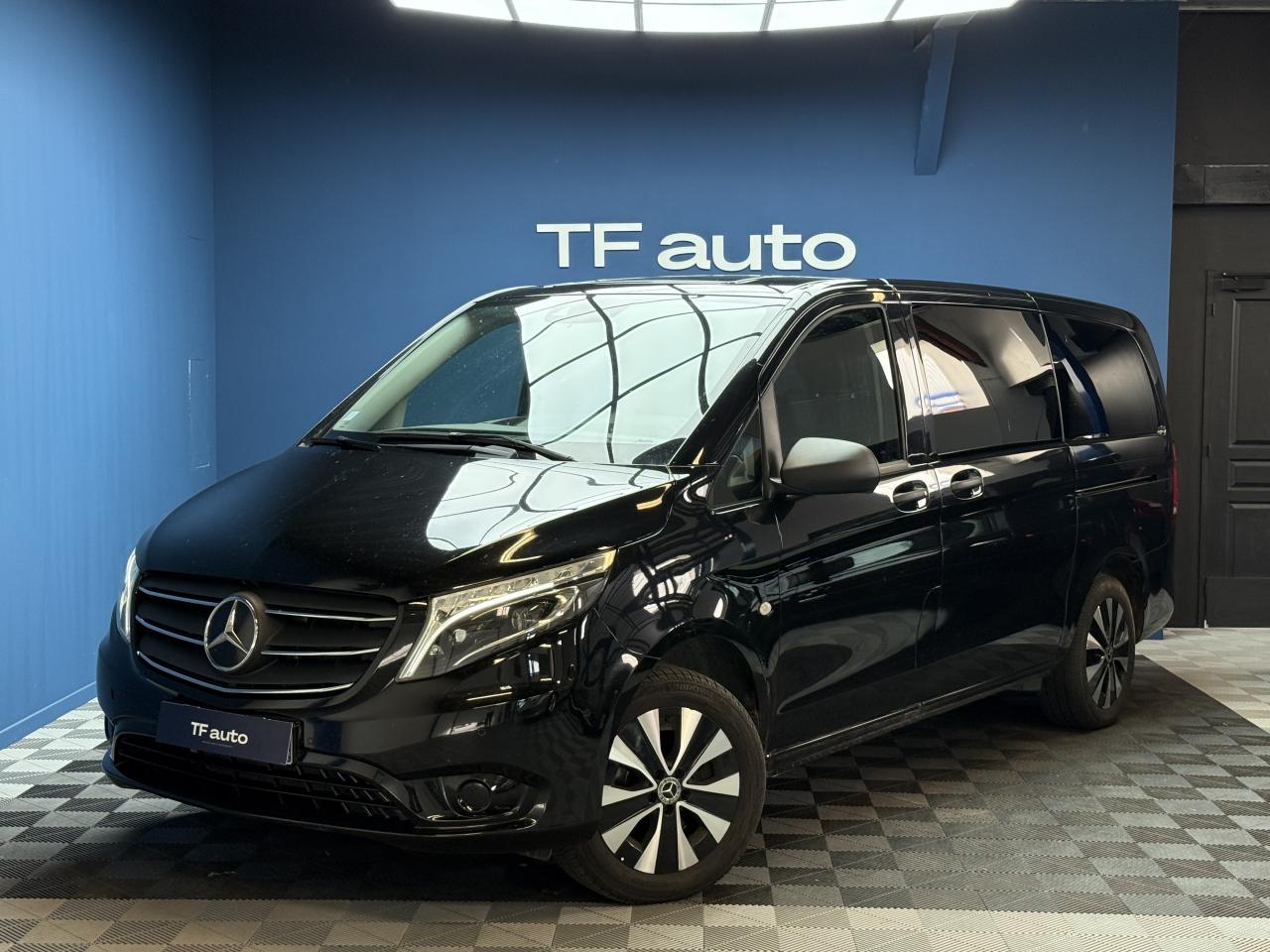 MERCEDES VITO