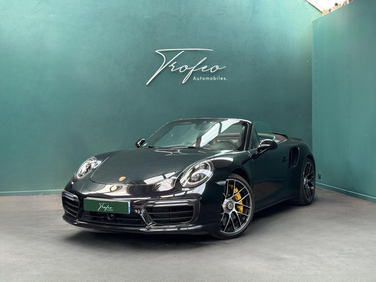 PORSCHE 911