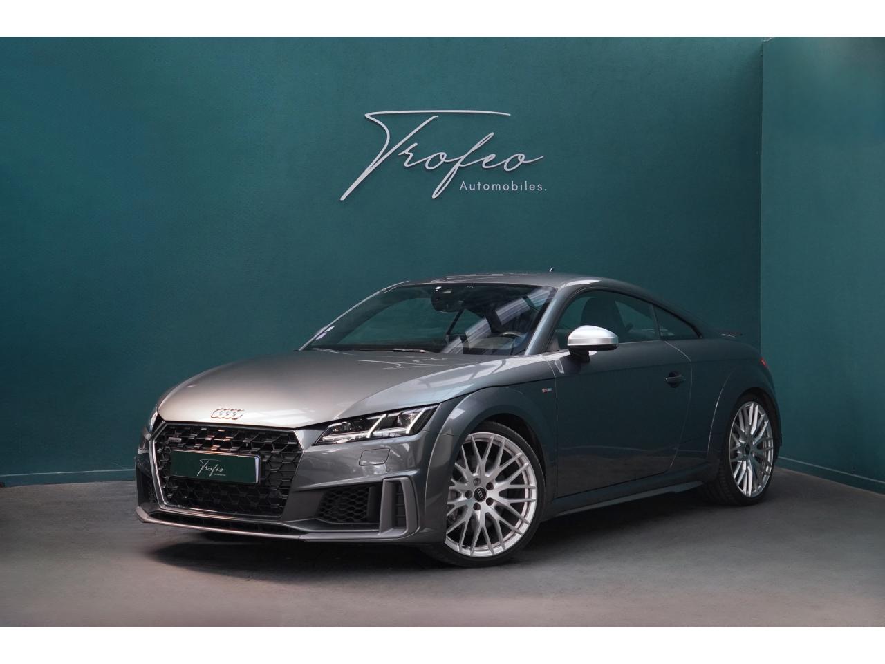 AUDI TT