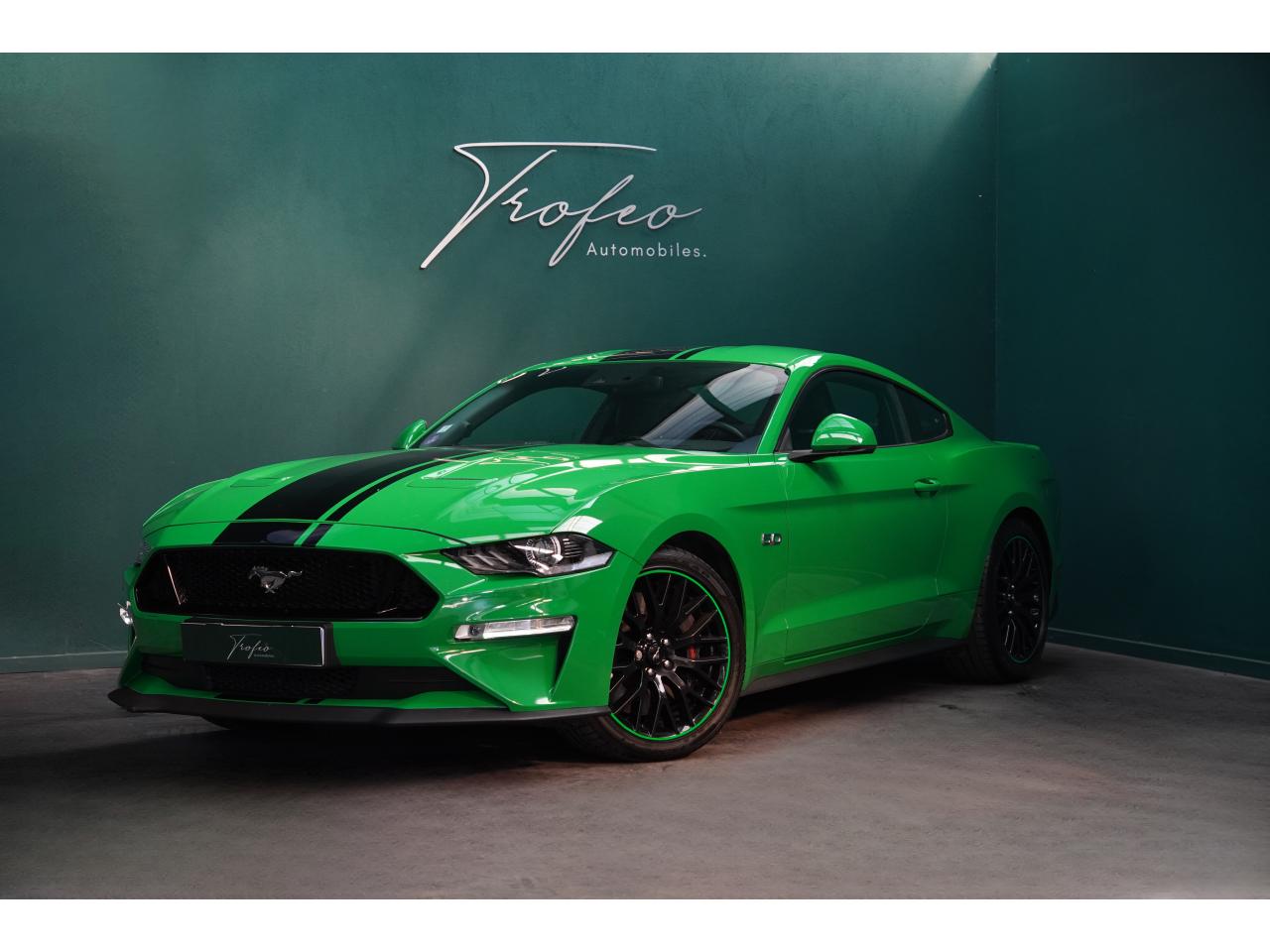 FORD MUSTANG