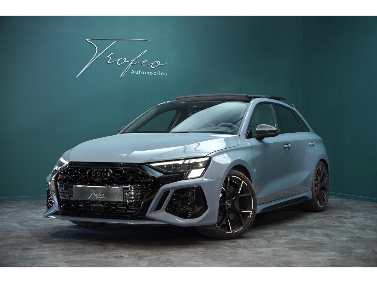 AUDI RS3 8Y Sportback I Etat neuf I B&O I Toit ouvrant I Pack carbone I Malus Payé
