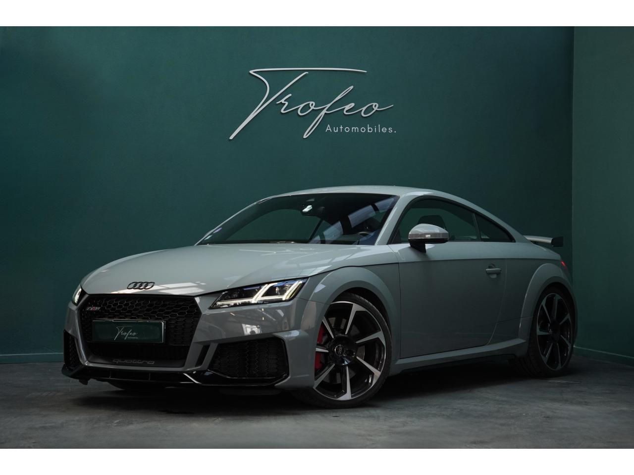 AUDI TT