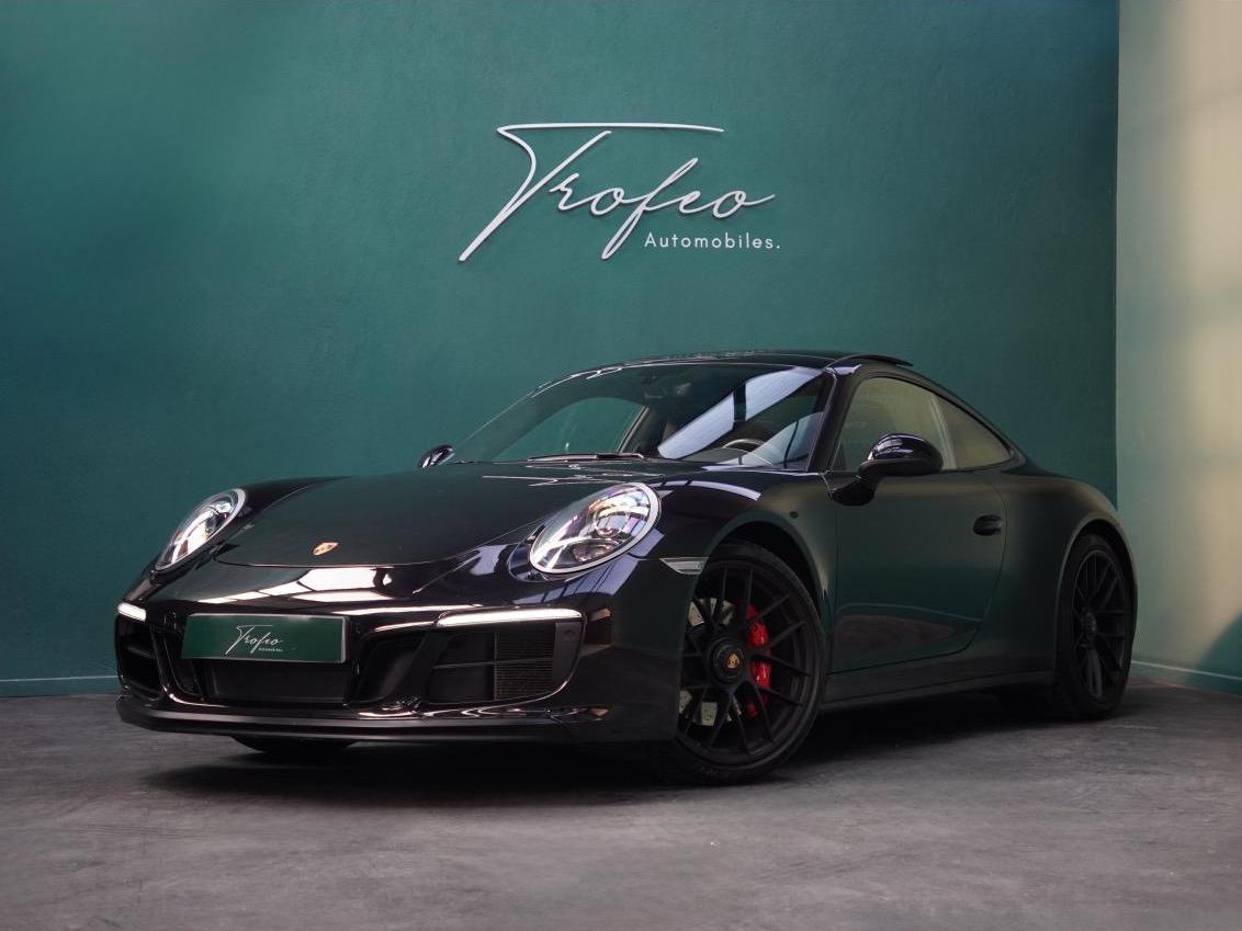 PORSCHE 911