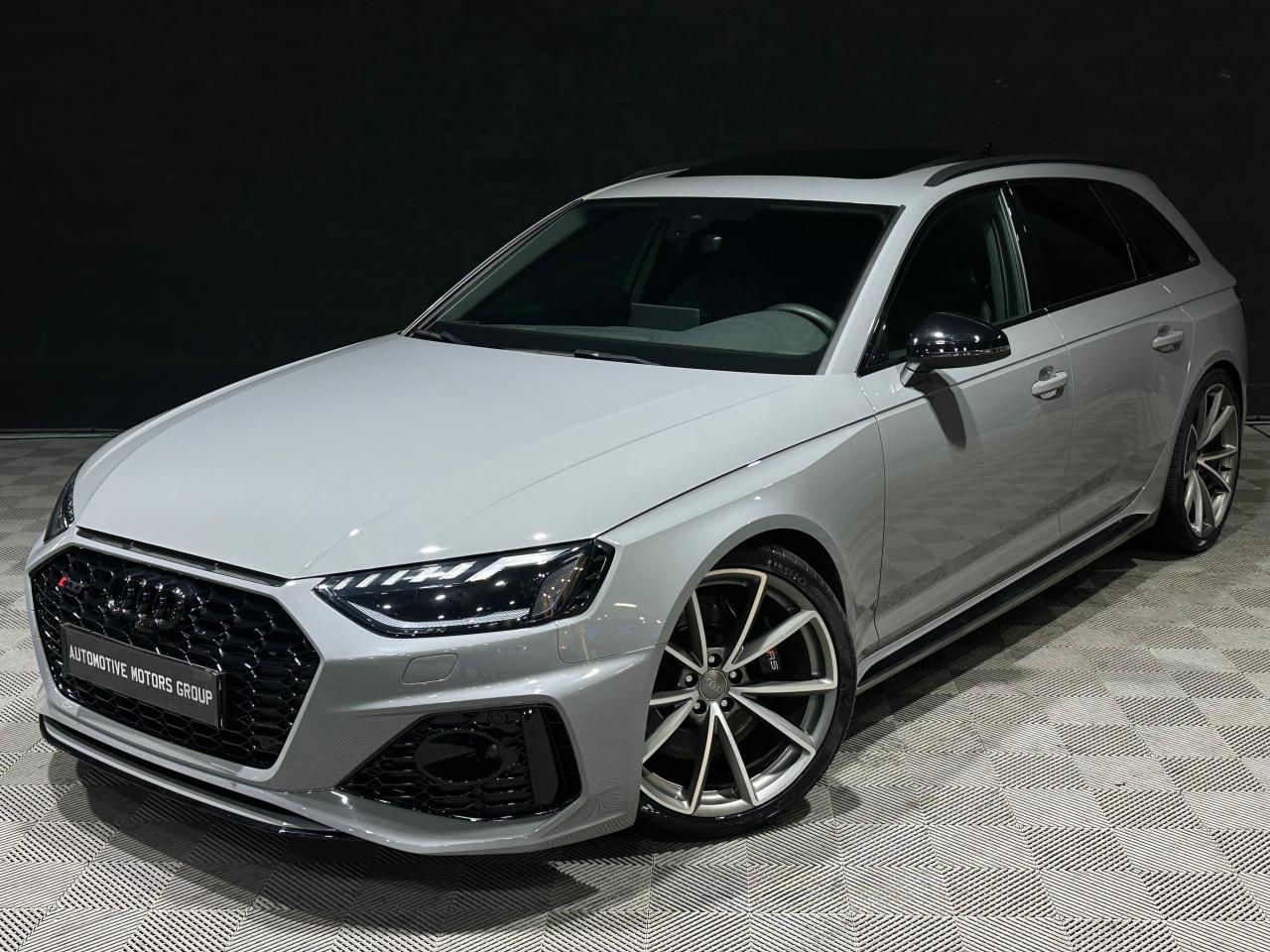 AUDI RS4 AVANT Quattro 2.9 V6 TFSI 450CV - Toit Ouvrant - Siège Chauffant