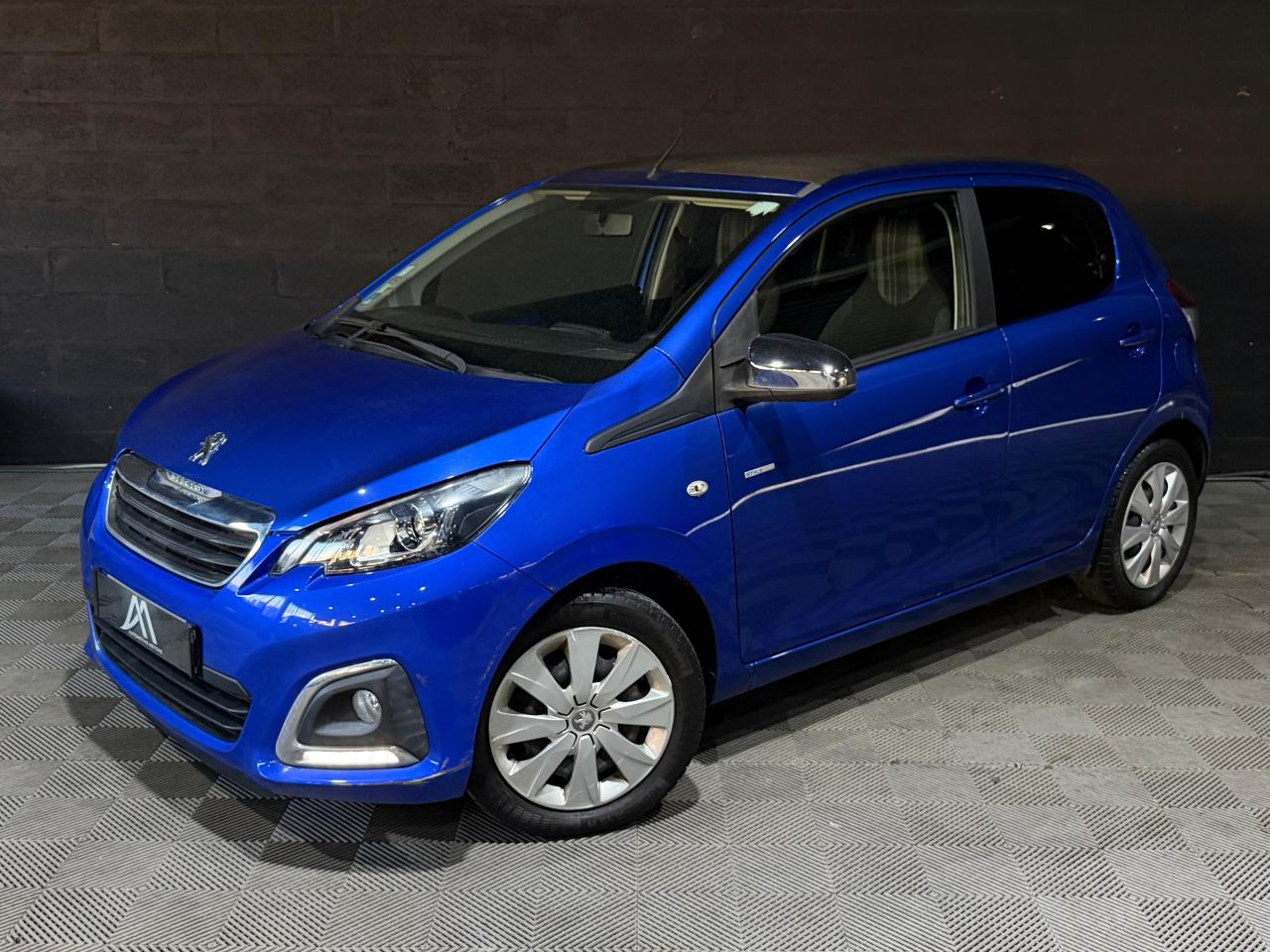 PEUGEOT 108 1.0 VTi - 68CV Style | Carplay - Toit ouvrant décapotable - Clim |