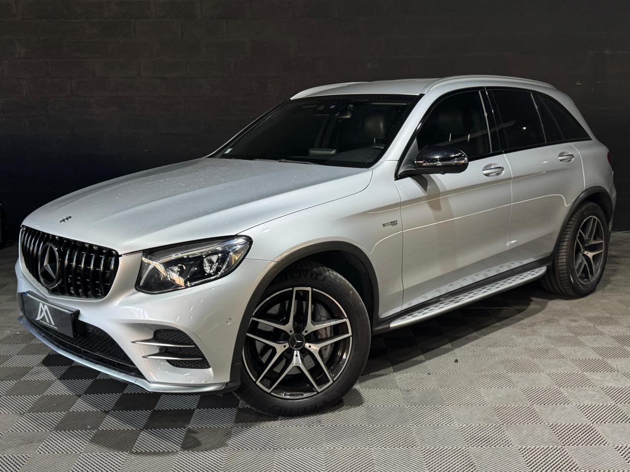 MERCEDES GLC