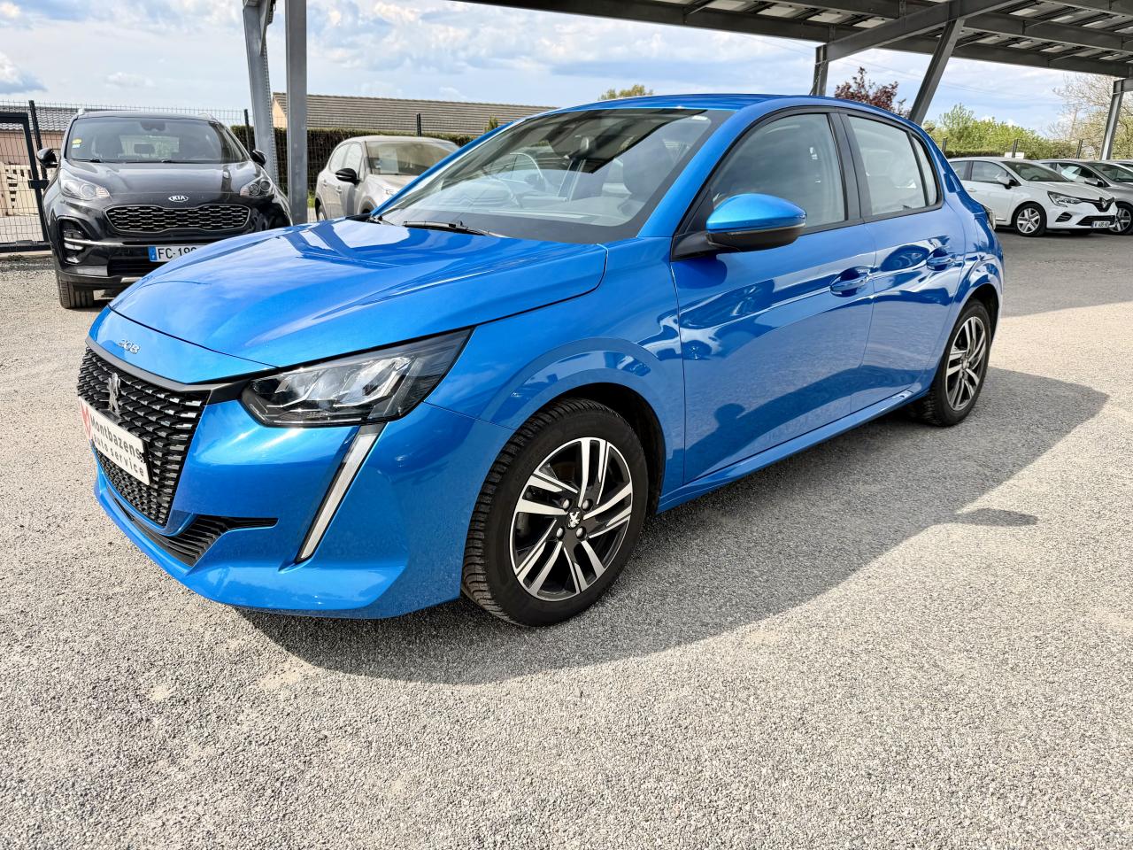PEUGEOT 208