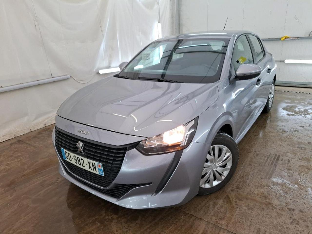 PEUGEOT 208