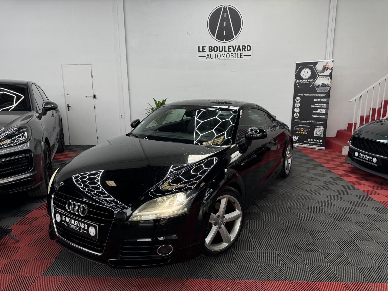AUDI TT
