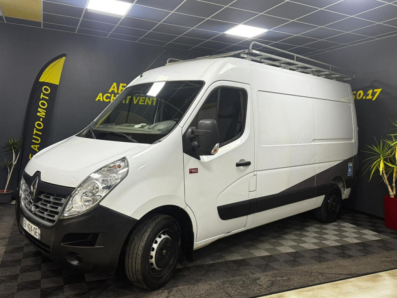 RENAULT MASTER
