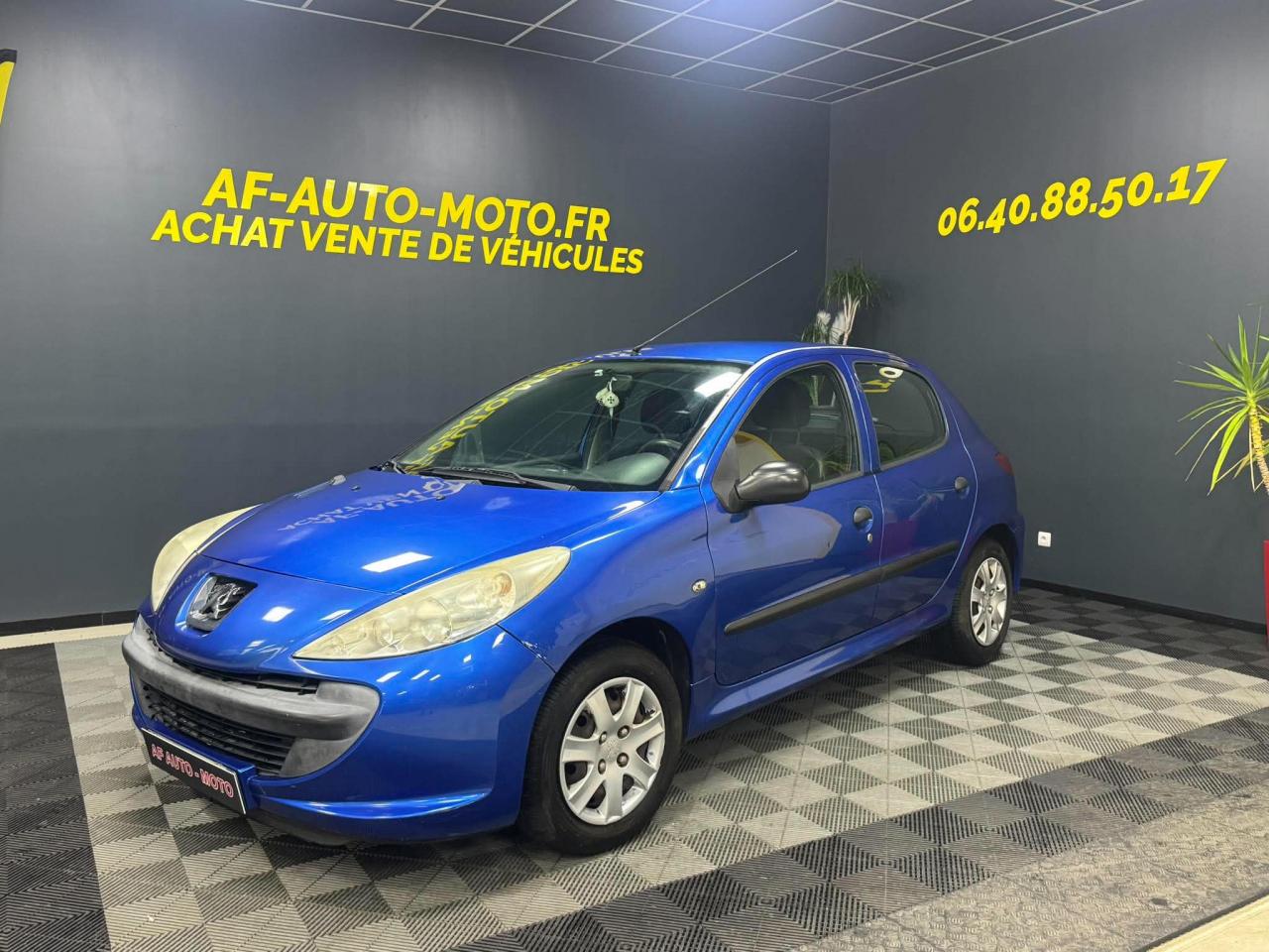 PEUGEOT 206 + 1.4 HDi - 70 + BERLINE Trendy