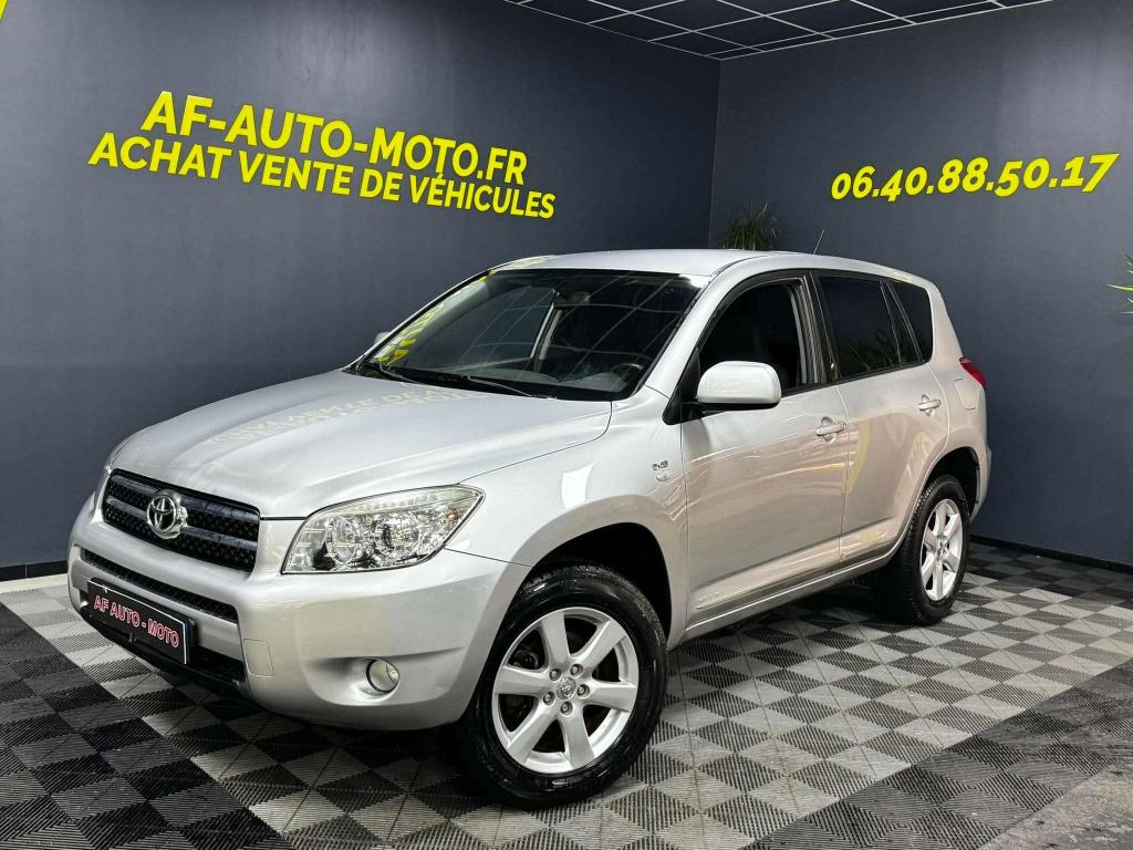 TOYOTA RAV 4