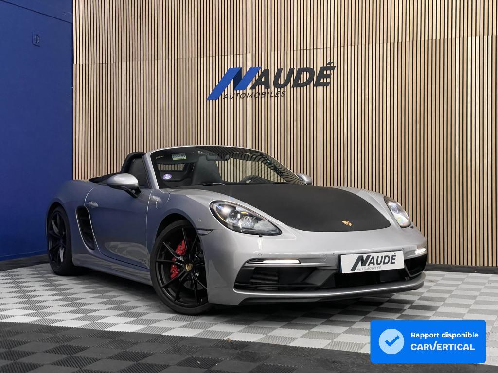 PORSCHE 718