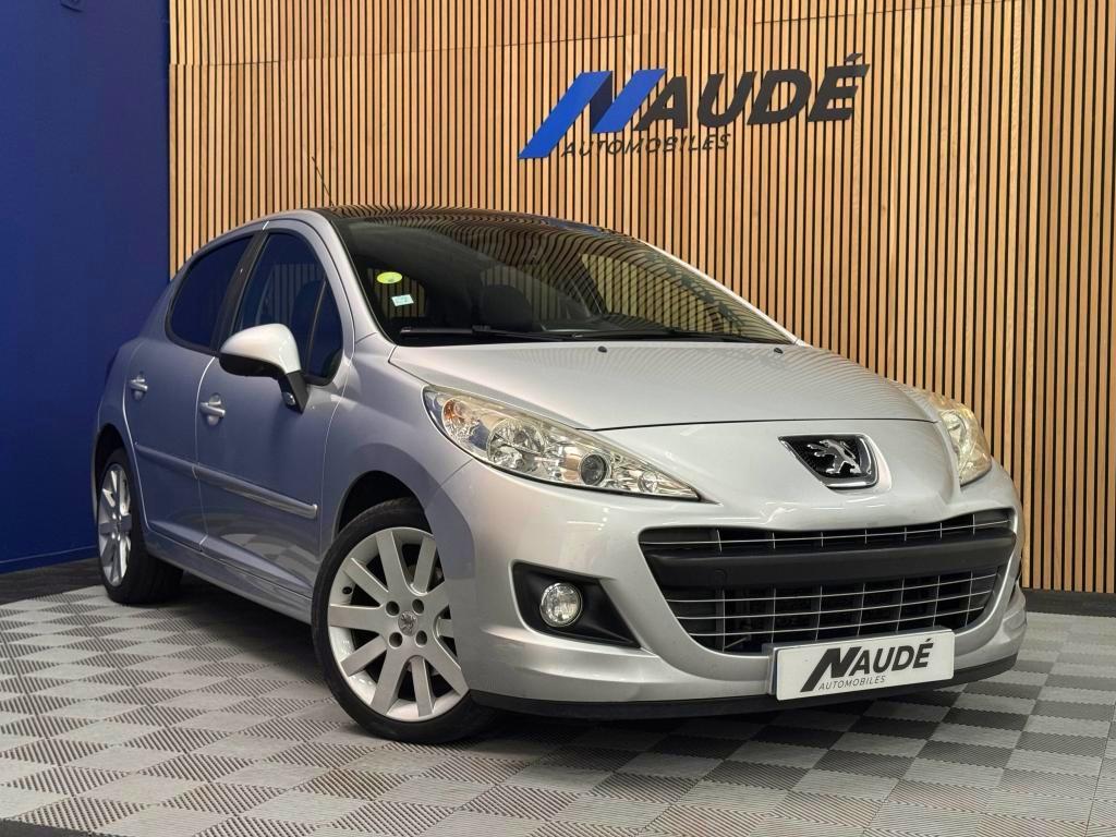 PEUGEOT 207 1.6 HDi 112 CH Féline