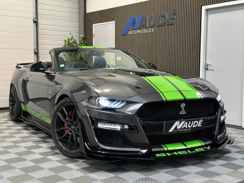 FORD MUSTANG