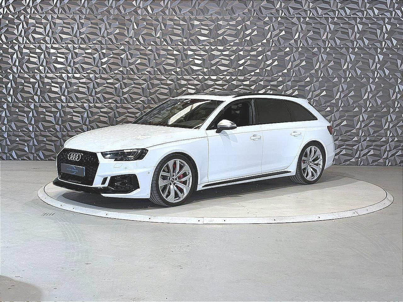 AUDI RS4 Avant Quattro 2.9 V6 TFSI - BVA Tiptronic AVANT 2018 BREAK . PHASE 1