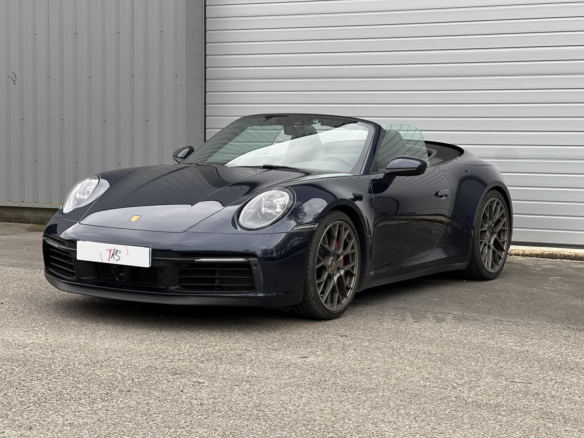PORSCHE 911