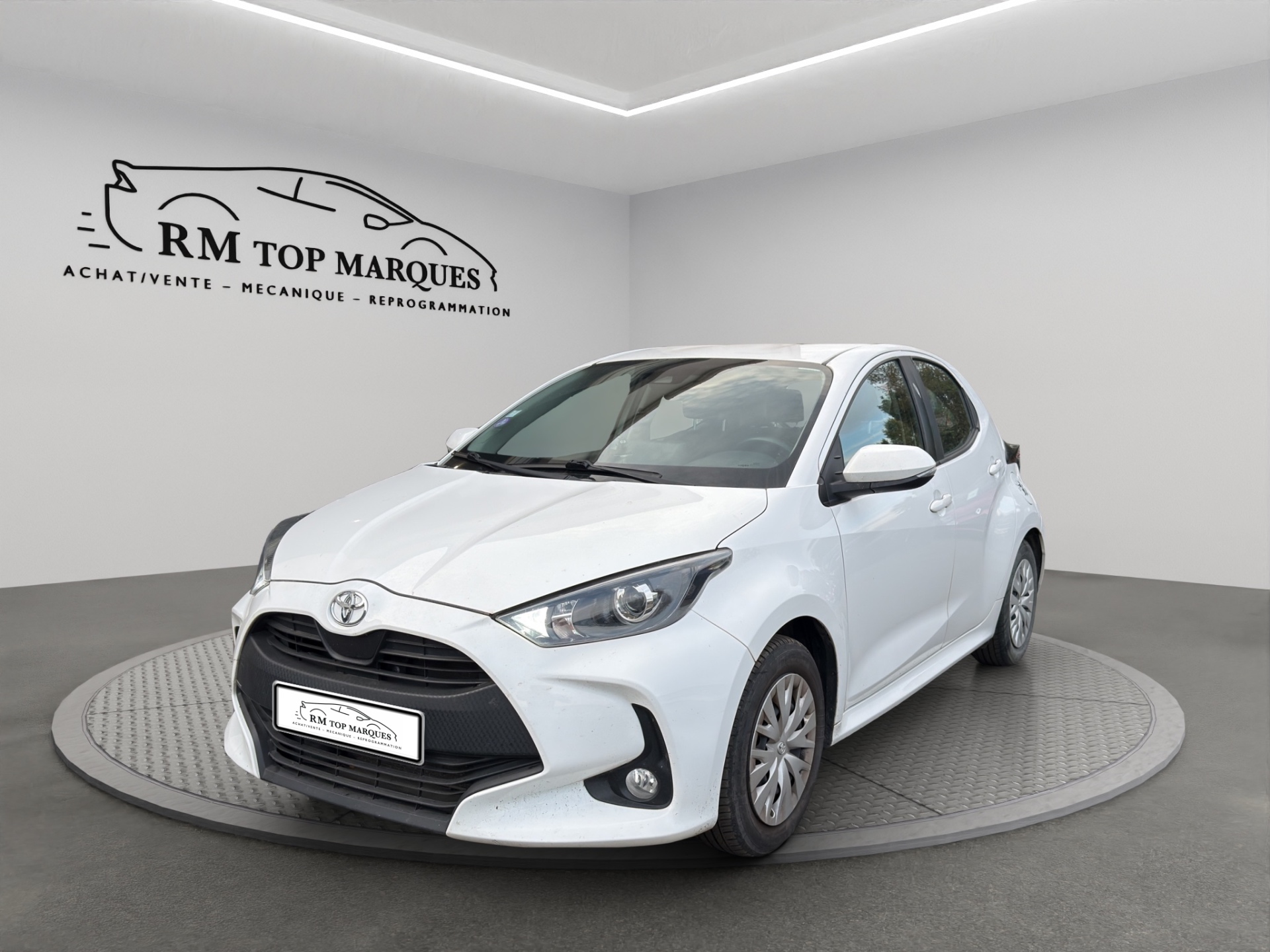 TOYOTA YARIS MY20