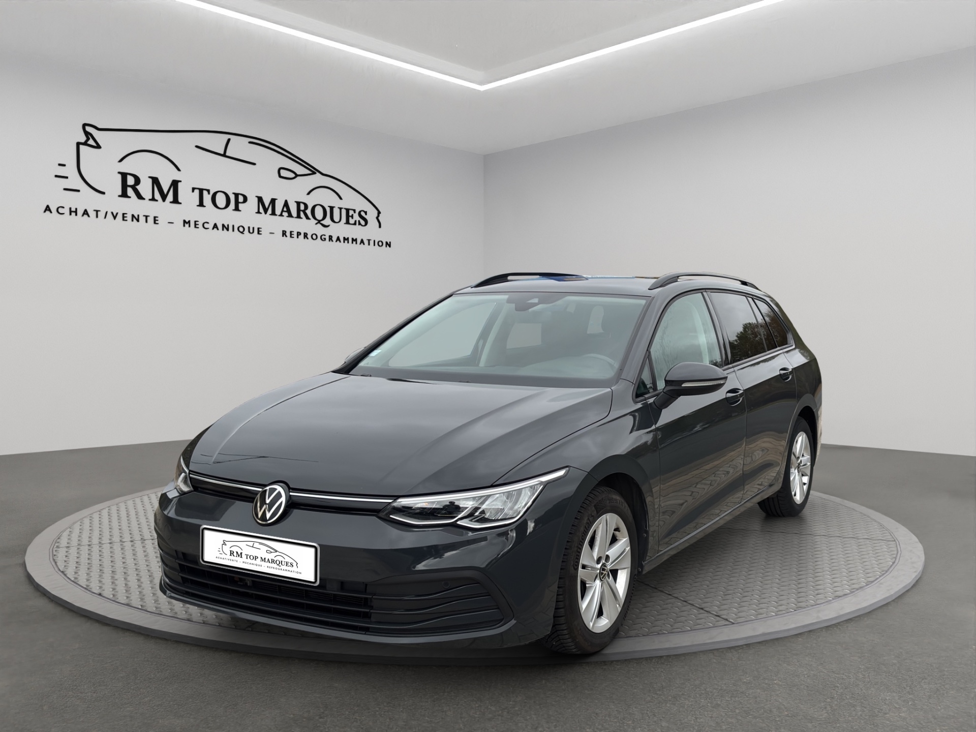 VOLKSWAGEN GOLF SW