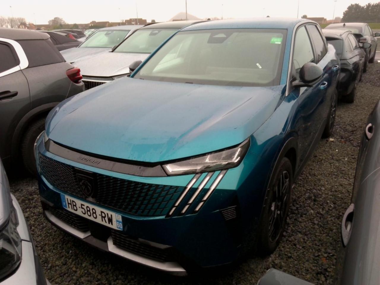 PEUGEOT 3008