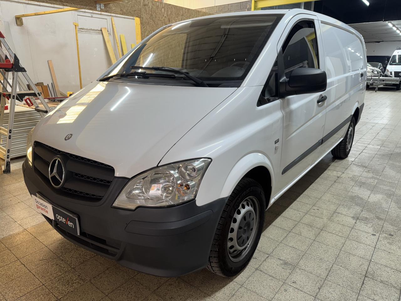 MERCEDES VITO