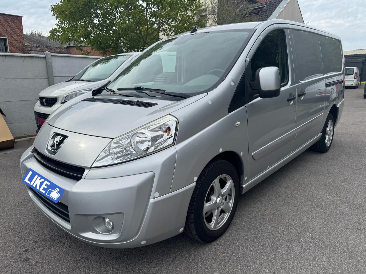 PEUGEOT EXPERT