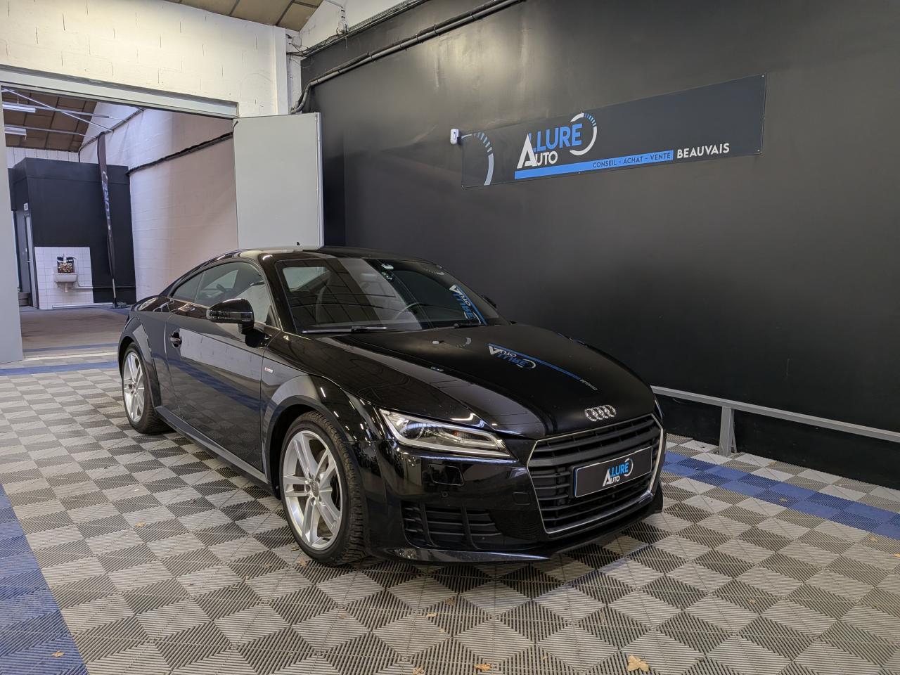 AUDI TT