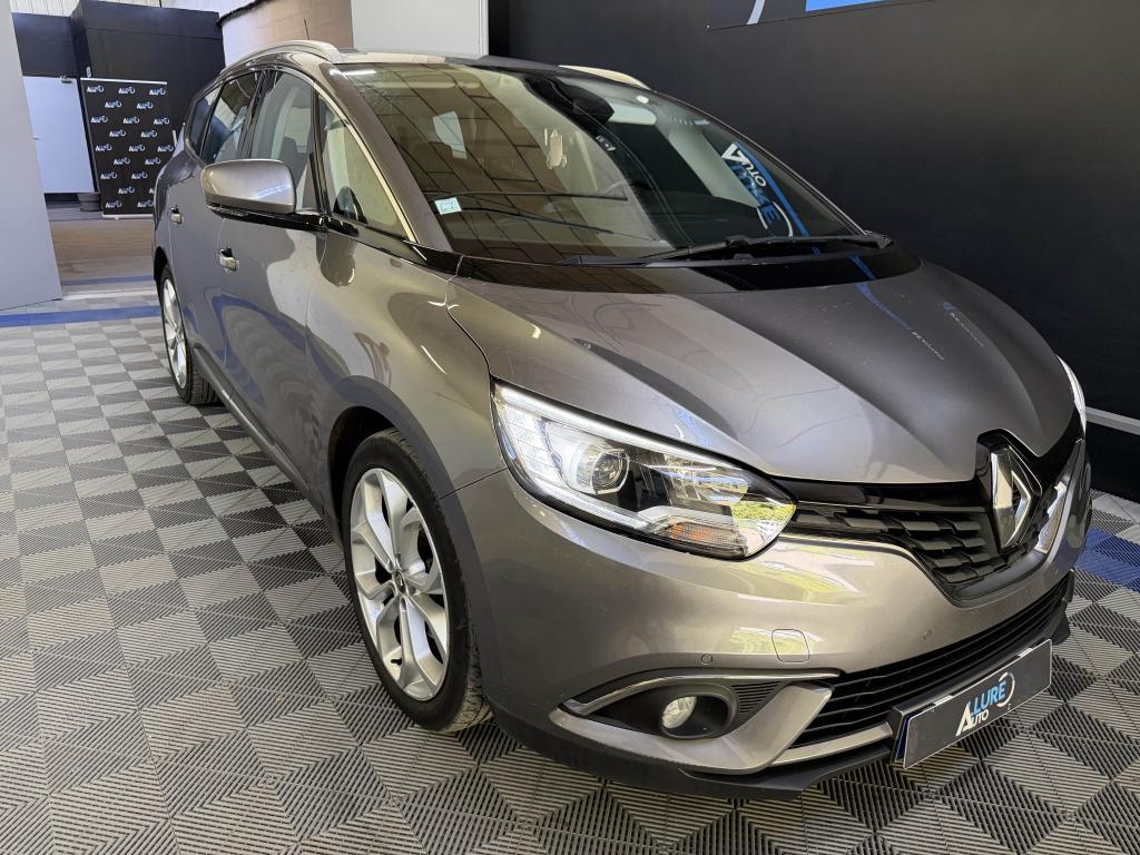 RENAULT GRAND SCENIC 1.5 dCi - 110CV - 7pl Business ( Attelage / 7 places / Entretien et pneus à jour )