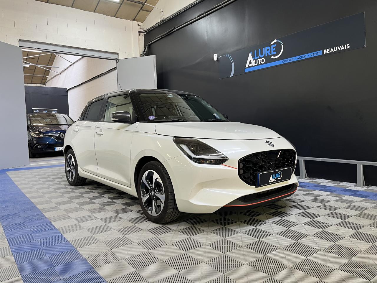 SUZUKI SWIFT 1.2 Hybrid SHVS 82  Privilège / Sièges chauffants + Caméra