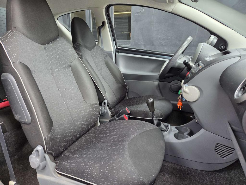 Thumbnail 10