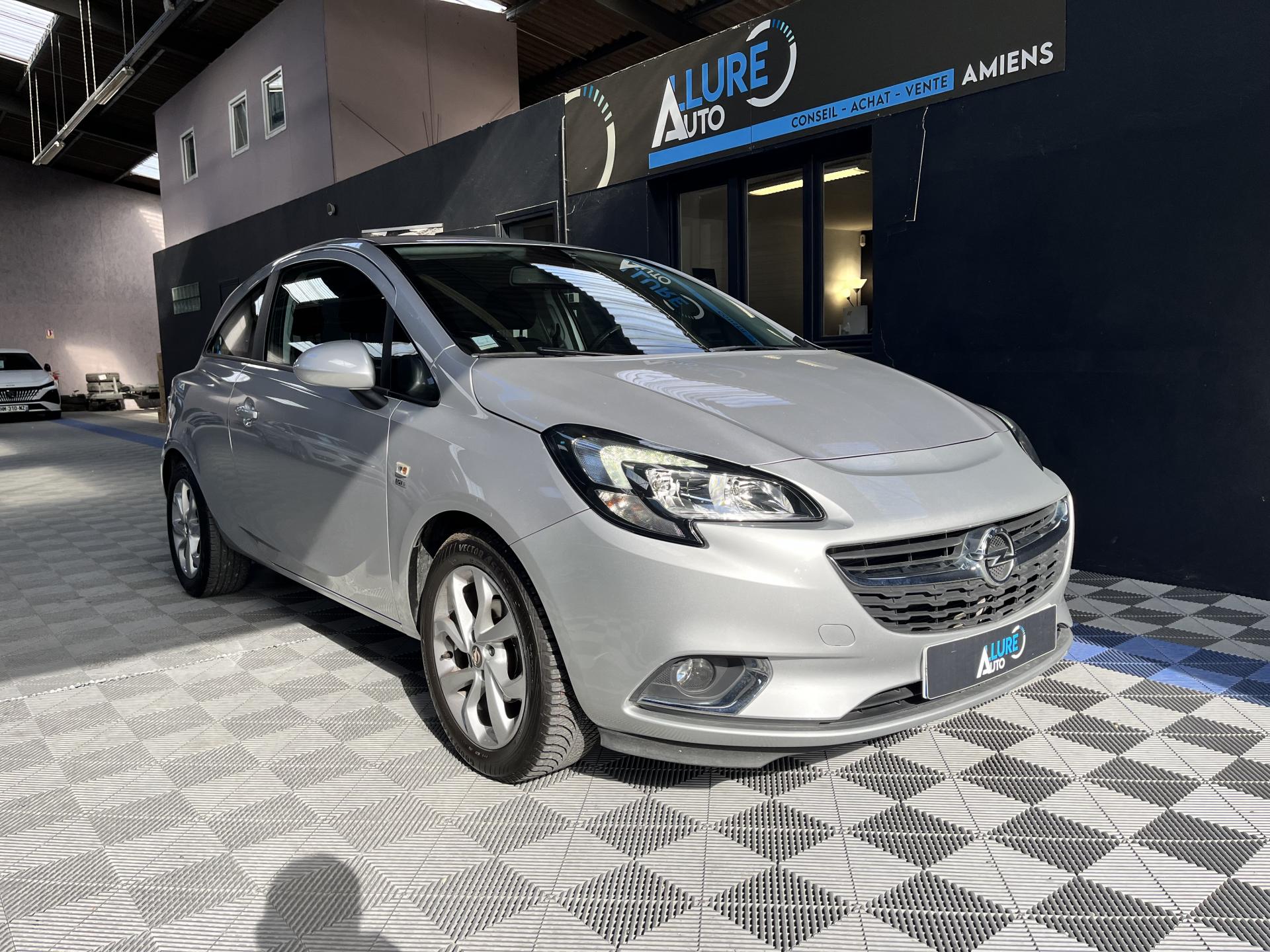 OPEL CORSA 1.4 90 E Design 120 ans - Chaine de distribution et caméra de recul
