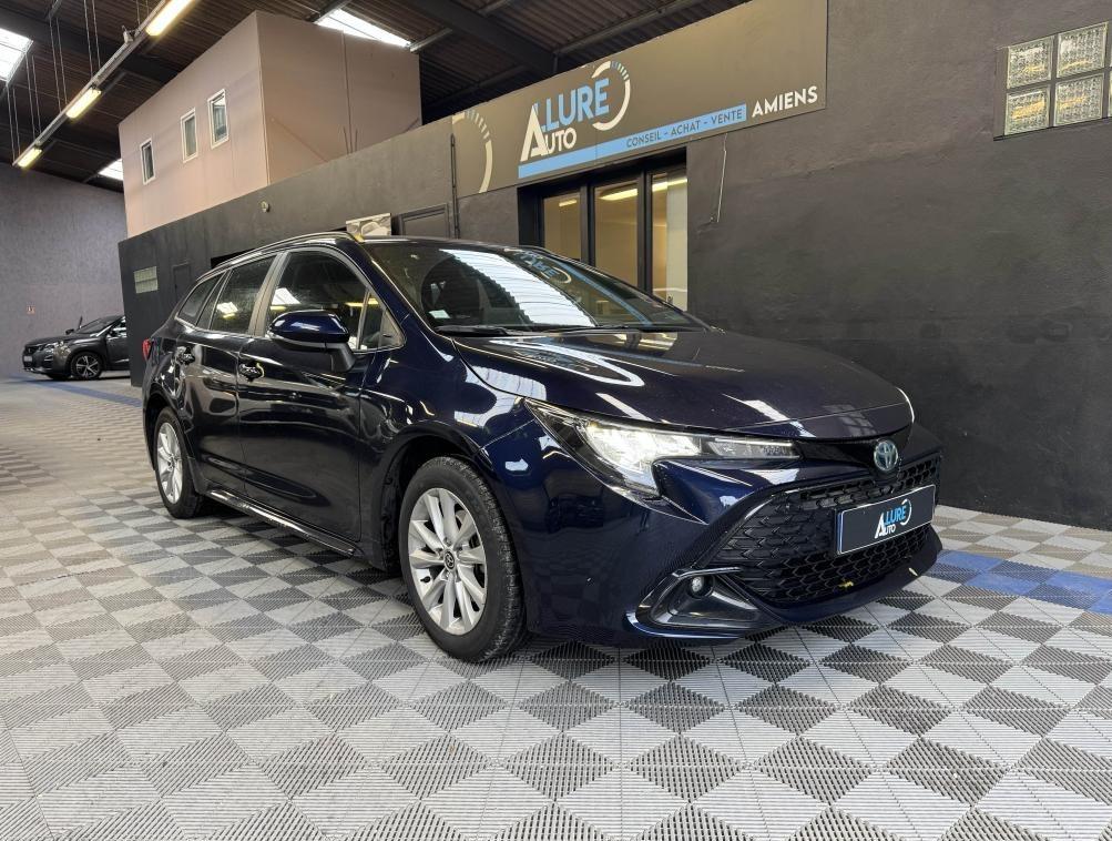 TOYOTA COROLLA Touring Sports 1.8 Hybrid 140 - BV e-CVT -Dynamic-Sieges Chauffant/Ventilé- Volant Chauffant-Carplay