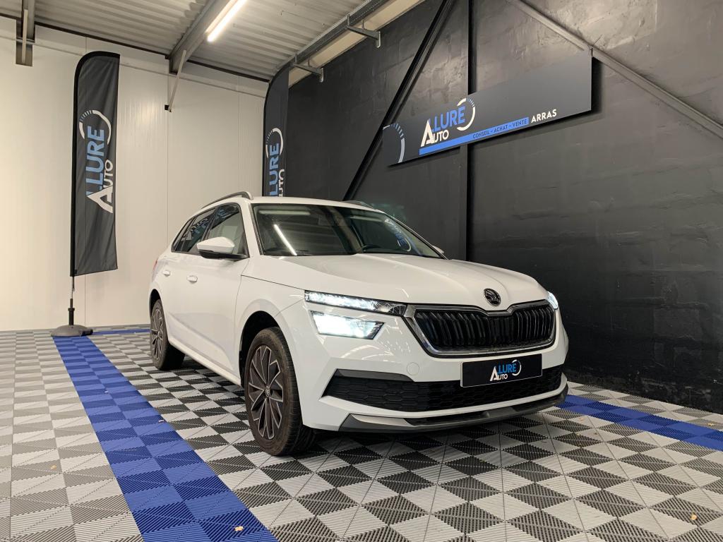 SKODA KAMIQ 1.0 TSI 95 YOUNG EDITION - Carplay - KeylessGO - Caméra - Full Leds - Lane Assist