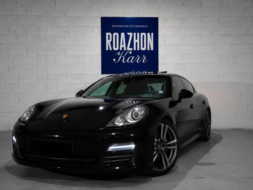 PORSCHE PANAMERA