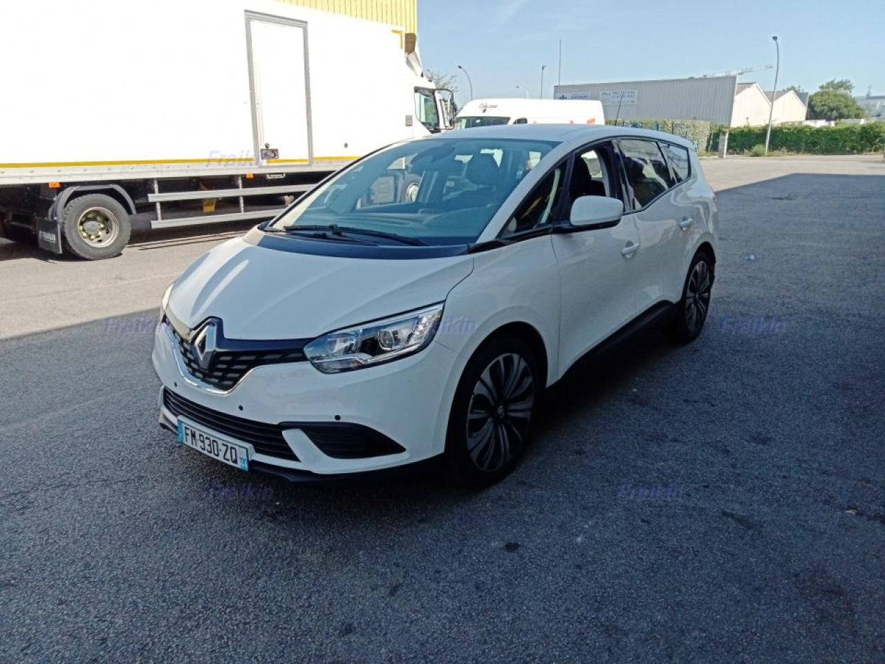 RENAULT GRAND SCENIC IV 1.7 Blue dCi 120 ch Business  7 Places