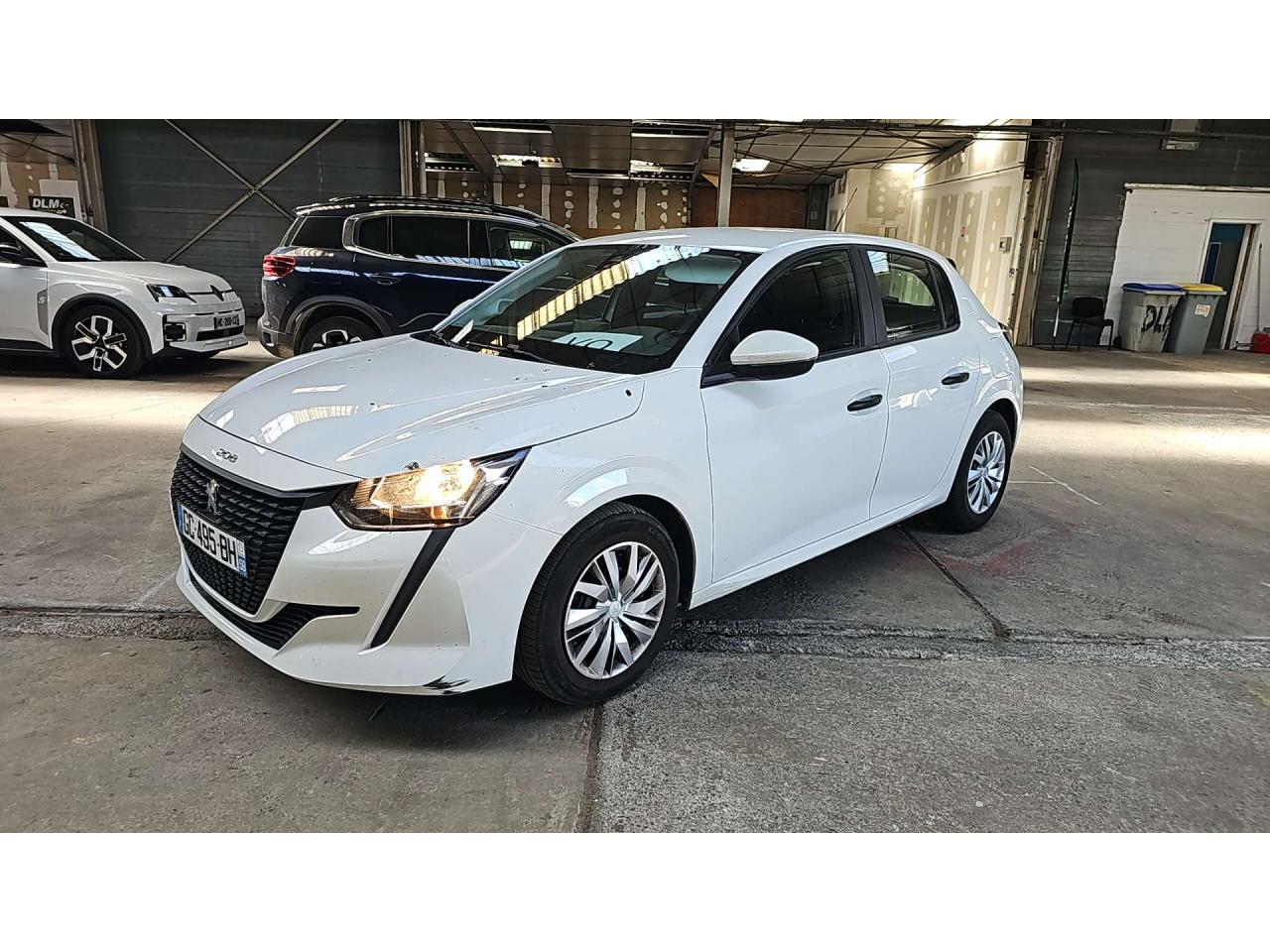 PEUGEOT 208