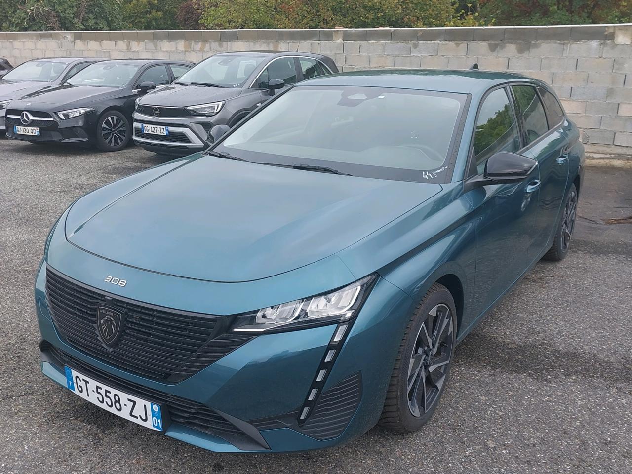 PEUGEOT 308