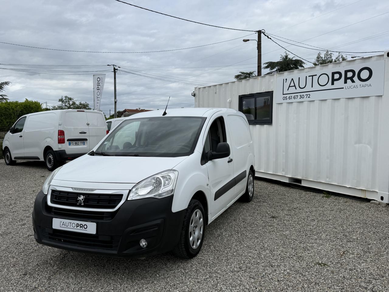 PEUGEOT PARTNER